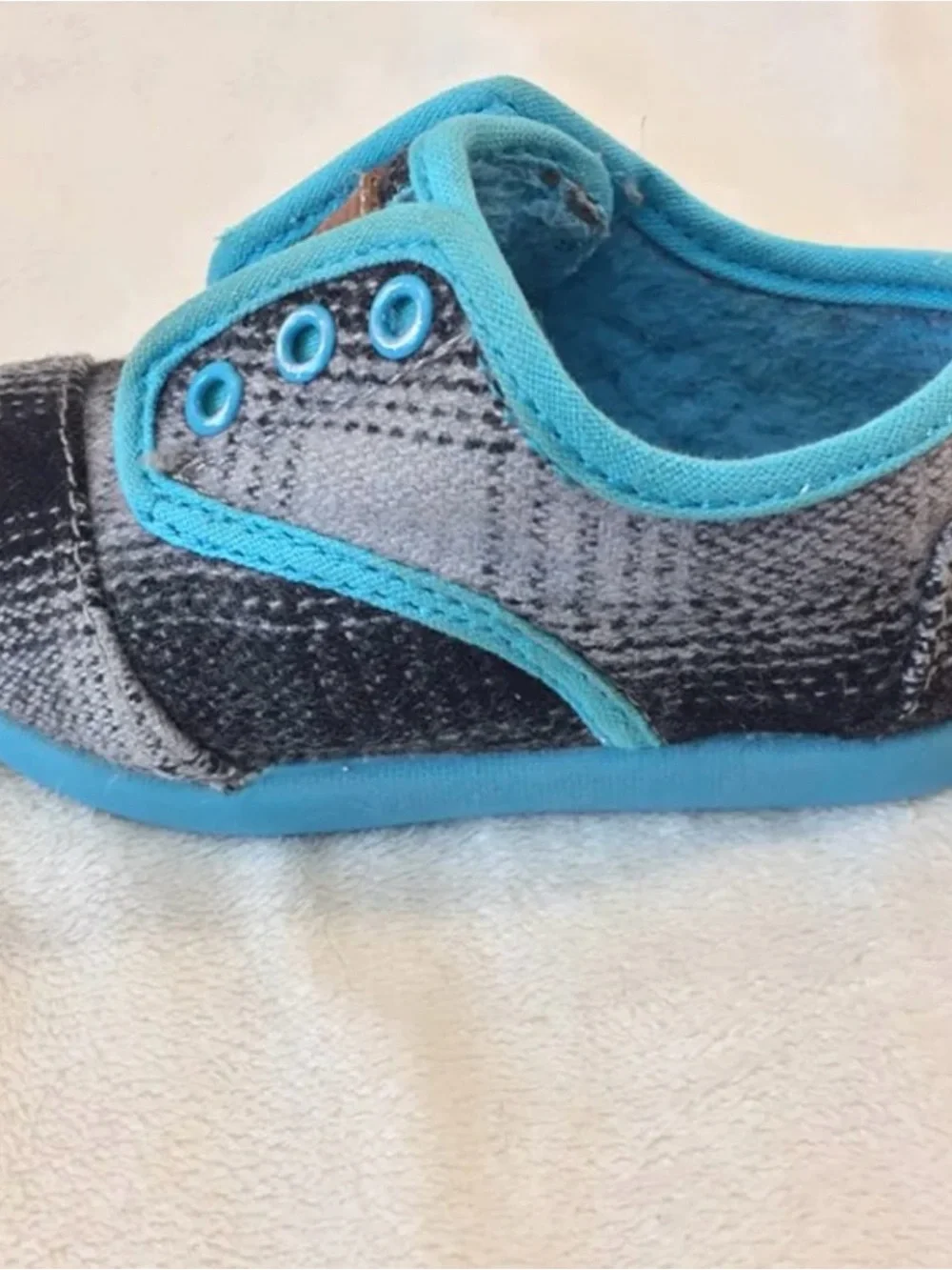 Toms Tiny Cordones Baby size 5